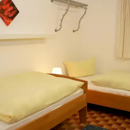Zugspitze Appartement *