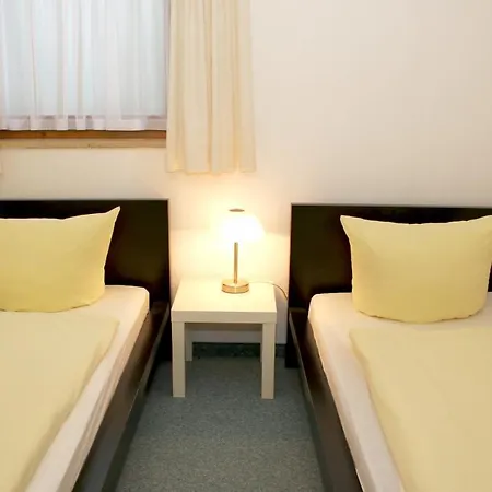 Zugspitze Appartement *
